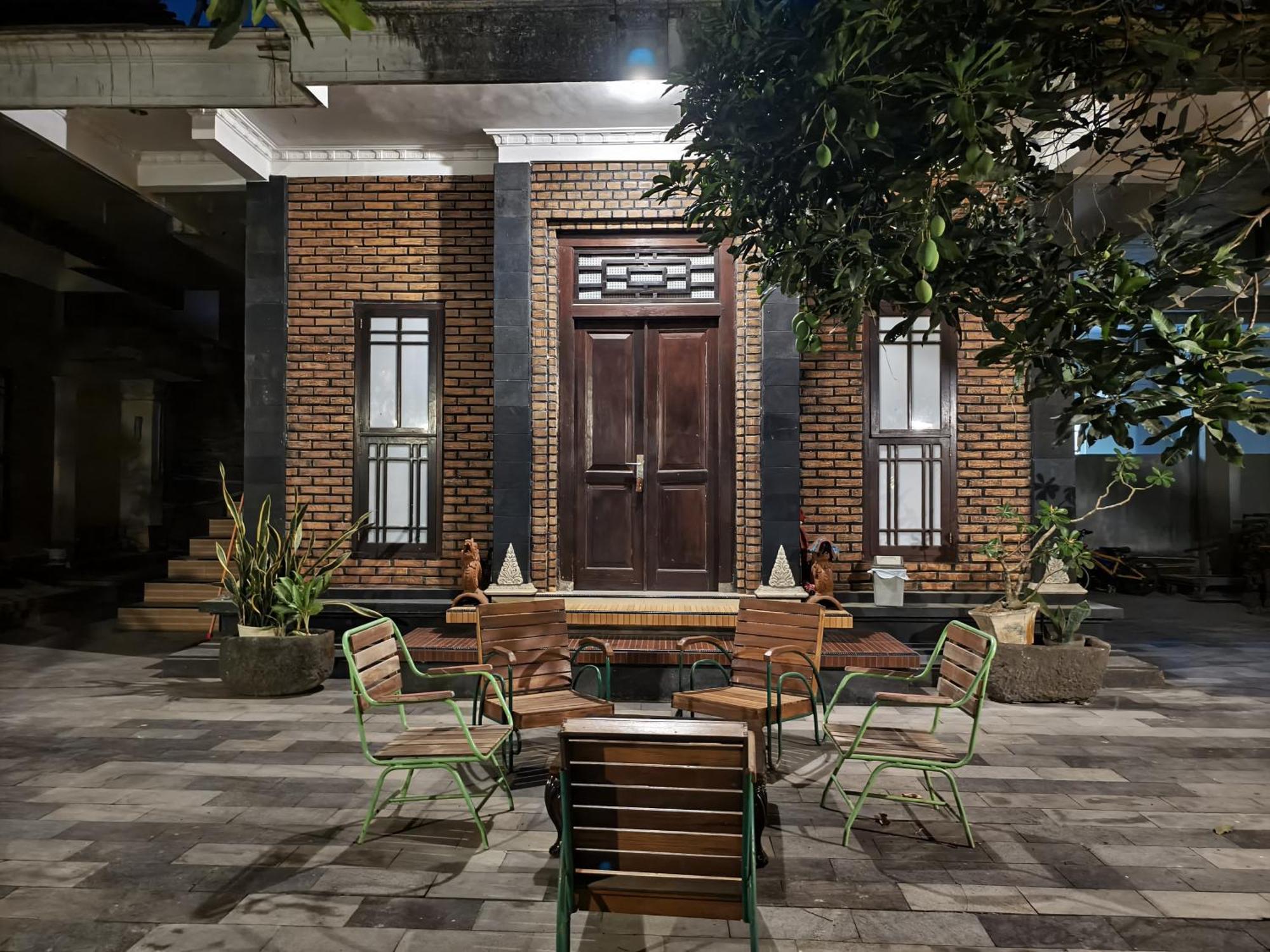 Lotus 2 Guest House Magelang Dış mekan fotoğraf