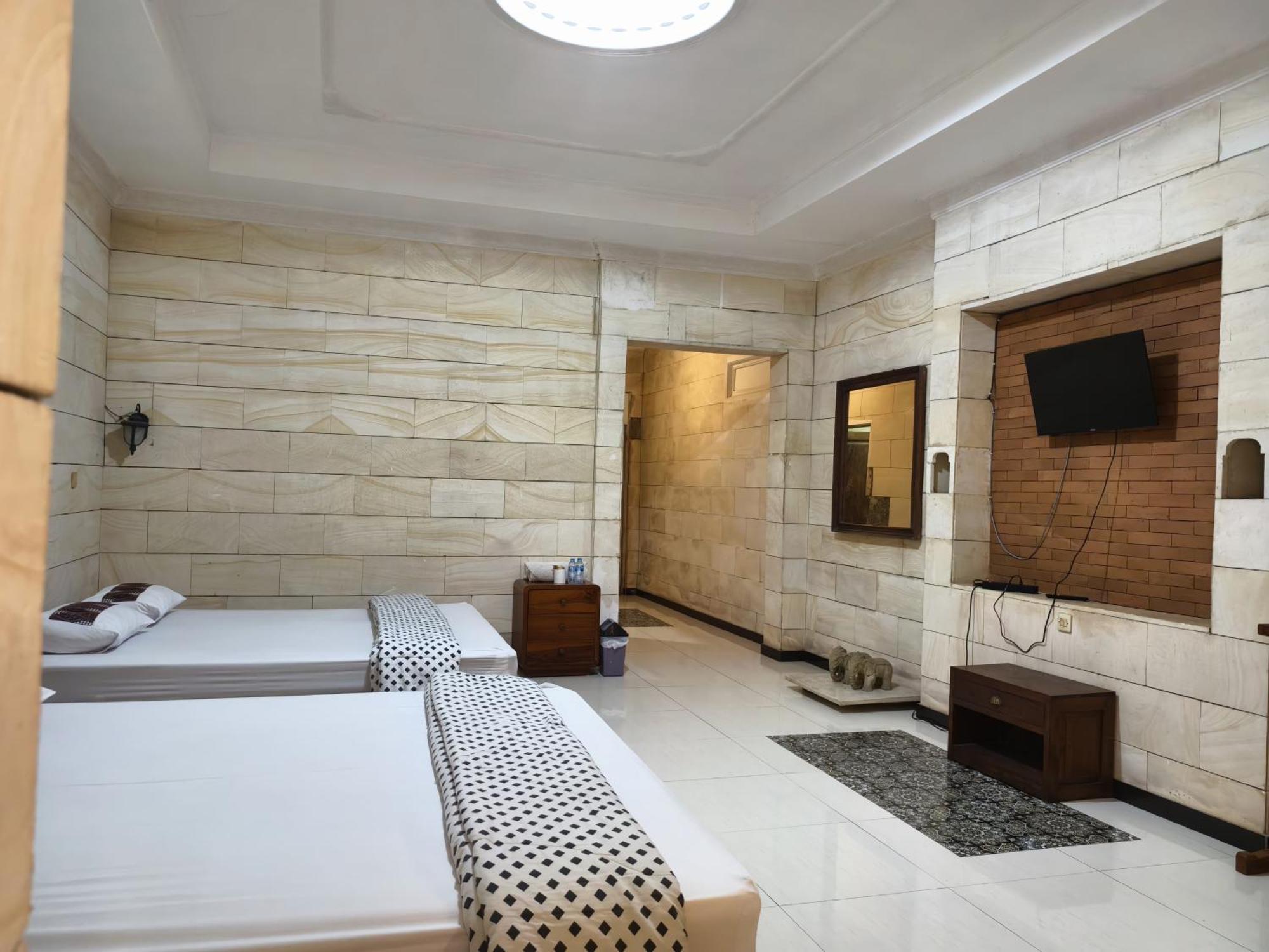 Lotus 2 Guest House Magelang Dış mekan fotoğraf