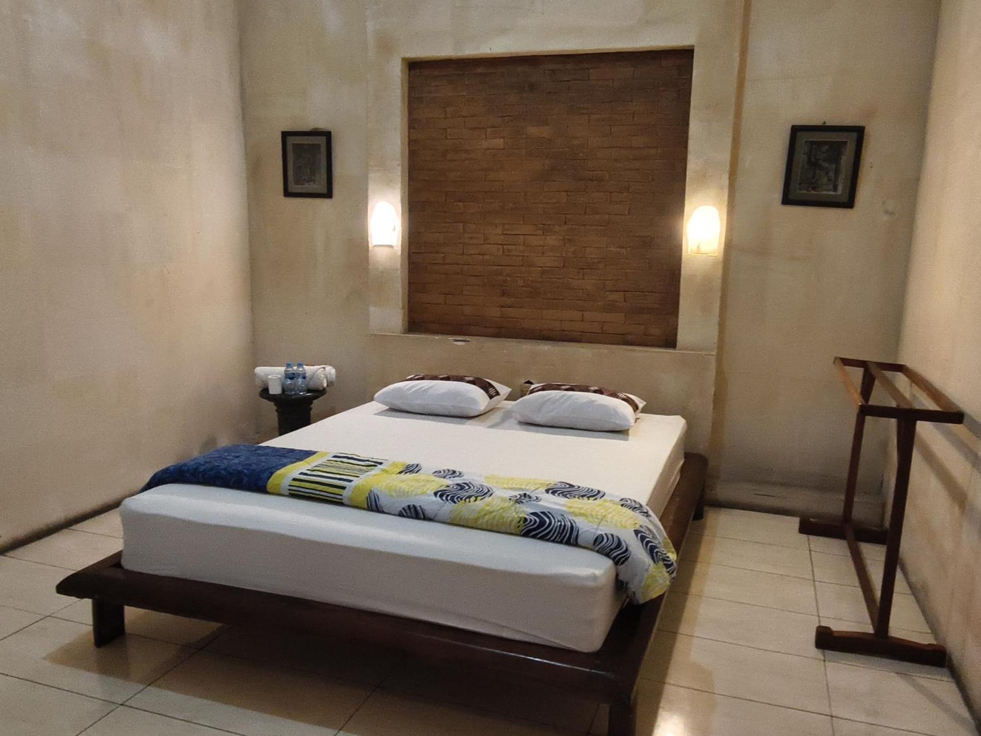 Lotus 2 Guest House Magelang Dış mekan fotoğraf